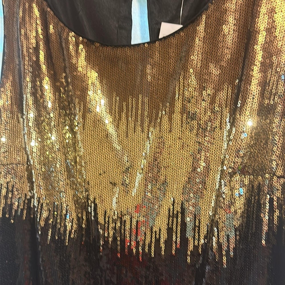Sequined tank - Picture 2 of 6